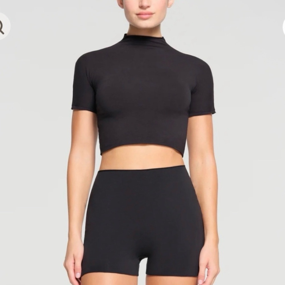 SKIMS Raw Edge Intimates Cropped Tee - Onyx